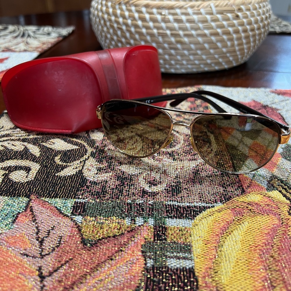 Gucci Aviator Sunglasses